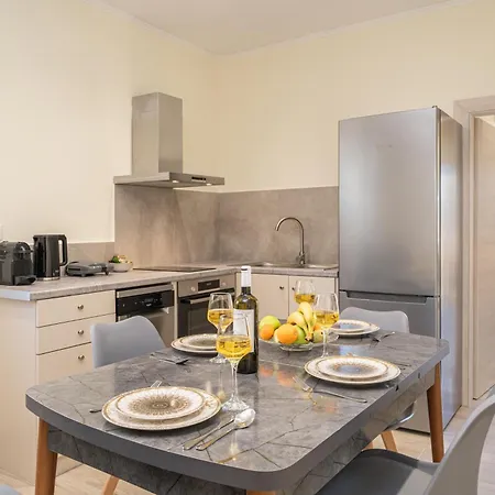 Comfort Cove * Lakíthra